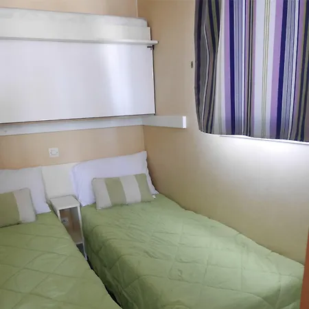 Camping Azahar 2*
